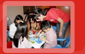 Gimnasio infantil, payasos, mimos y talleres recreativos.